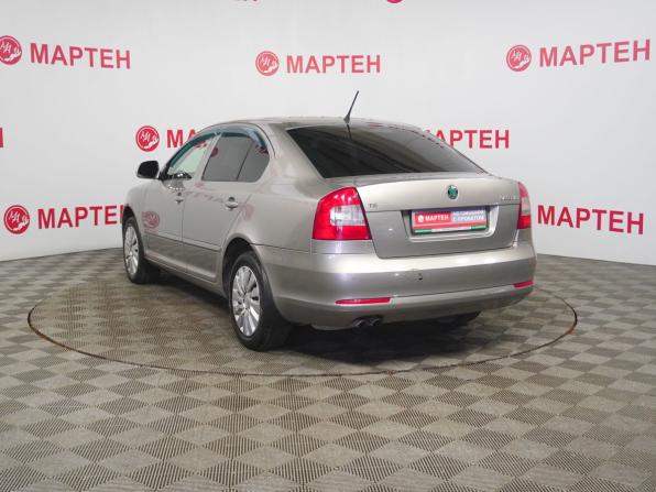 Skoda Octavia II (A5) Рестайлинг с пробегом 2011 года, цена 654 000 рублей, 247662 км, лифтбек, Автокод Объявления