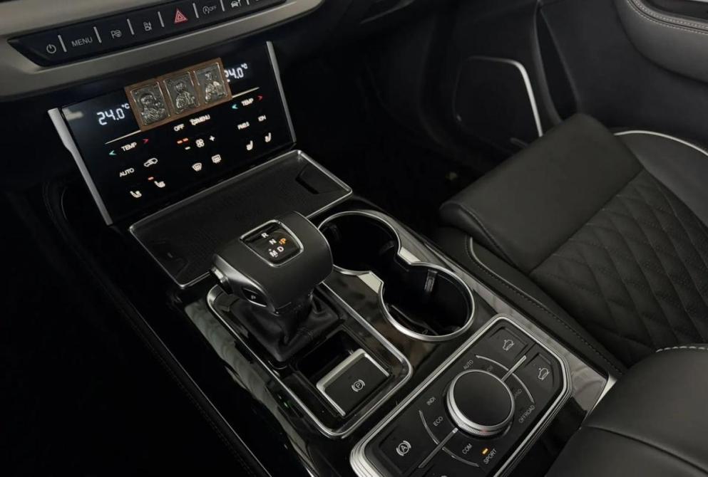 Hongqi HS7 I Киров  - изображение 22