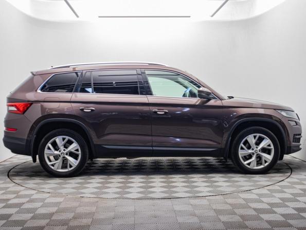 Skoda Kodiaq I с пробегом 2018 года, цена 3 050 000 рублей, 124325 км, внедорожник, Автокод Объявления