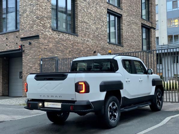 Kia Tasman с пробегом 2025 года, цена 6 900 000 рублей, 2960 км, offers.body_type.unknown, Автокод Объявления