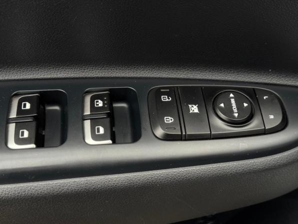 Kia Rio IV с пробегом 2019 года, цена 1 405 000 рублей, 119701 км, хэтчбек, Автокод Объявления