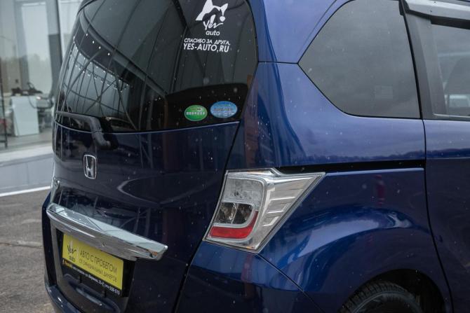 Honda Freed I Рестайлинг с пробегом 2014 года, цена 987 000 рублей, 152000 км, компактвэн, Автокод Объявления