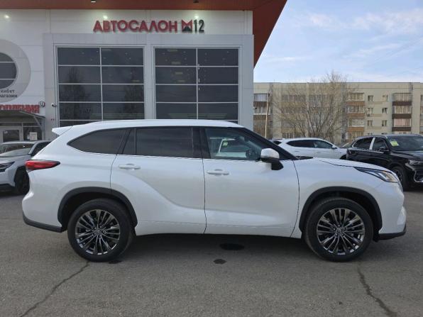 Toyota Highlander IV (XU70) с пробегом 2026 года, цена 5 399 000 рублей, 10 км, внедорожник, Автокод Объявления