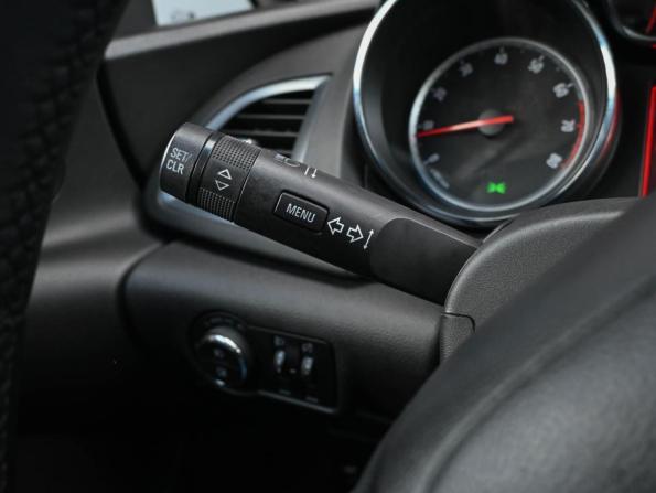 Opel Astra J Рестайлинг с пробегом 2012 года, цена 900 000 рублей, 93837 км, седан, Автокод Объявления