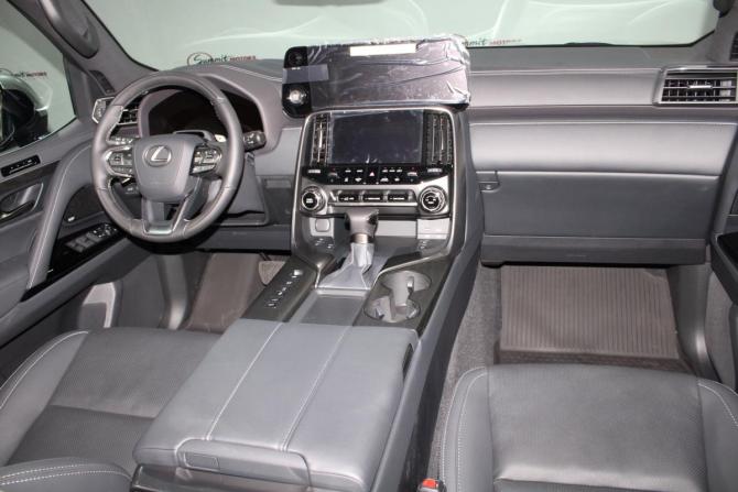 Lexus LX IV с пробегом 2026 года, цена 23 700 000 рублей, 38 км, внедорожник, Автокод Объявления