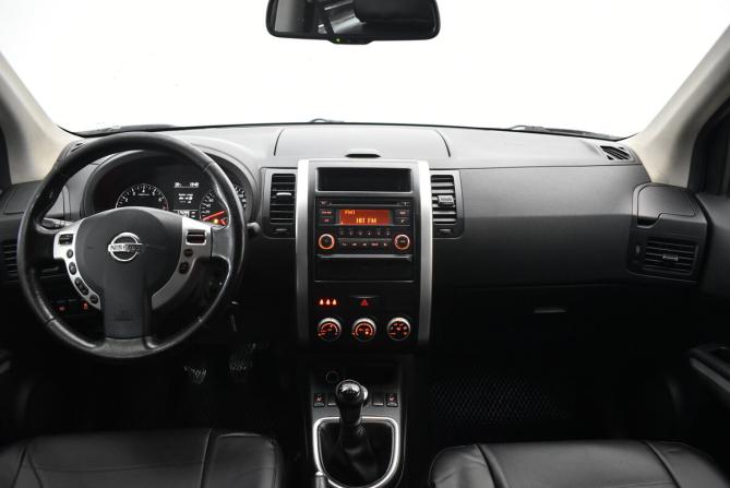 Nissan X-Trail II Рестайлинг с пробегом 2014 года, цена 1 320 000 рублей, 176988 км, внедорожник, Автокод Объявления