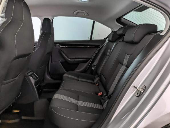 Skoda Octavia III (A7) Рестайлинг с пробегом 2019 года, цена 2 100 000 рублей, 65037 км, лифтбек, Автокод Объявления