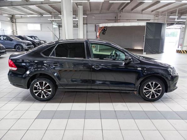 Volkswagen Polo V с пробегом 2012 года, цена 600 000 рублей, 239043 км, седан, Автокод Объявления