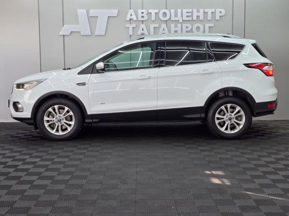 Ford Kuga II Рестайлинг с пробегом 2017 года, цена 1 749 000 рублей, 112042 км, внедорожник, Автокод Объявления