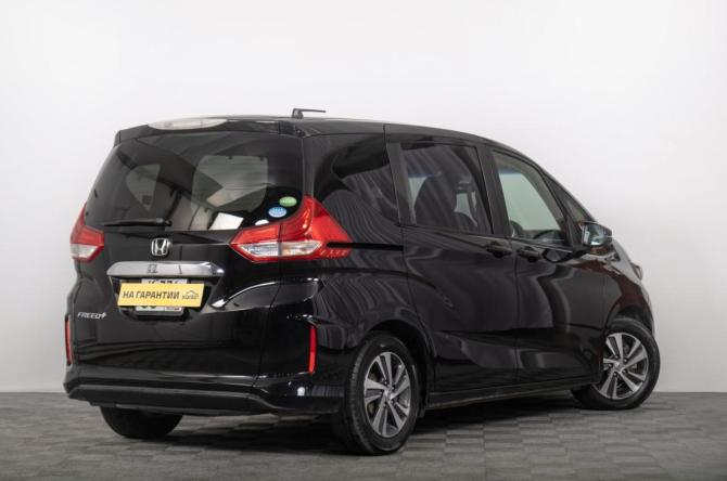 Honda Freed II с пробегом 2019 года, цена 1 669 000 рублей, 111000 км, компактвэн, Автокод Объявления