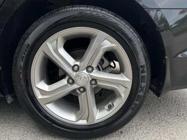 Hyundai Sonata VII (LF) Рестайлинг с пробегом 2018 года, цена 1 899 000 рублей, 115200 км, седан, Автокод Объявления