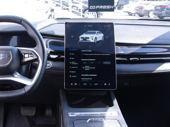 Geely Preface I с пробегом 2024 года, цена 2 397 000 рублей, 25600 км, седан, Автокод Объявления