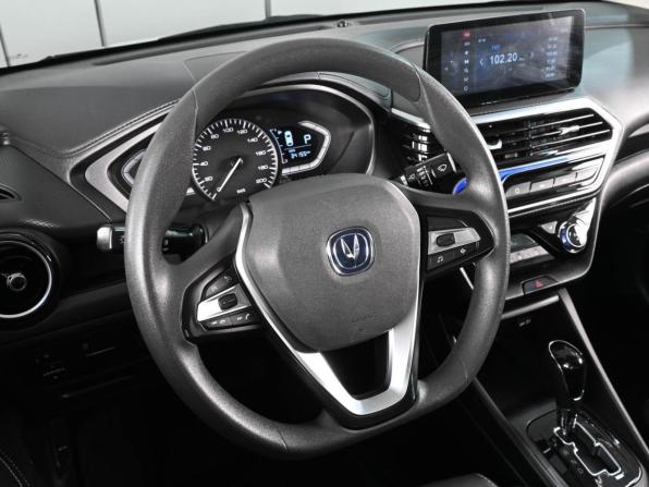 Changan Alsvin с пробегом 2023 года, цена 1 099 000 рублей, 34155 км, седан, Автокод Объявления