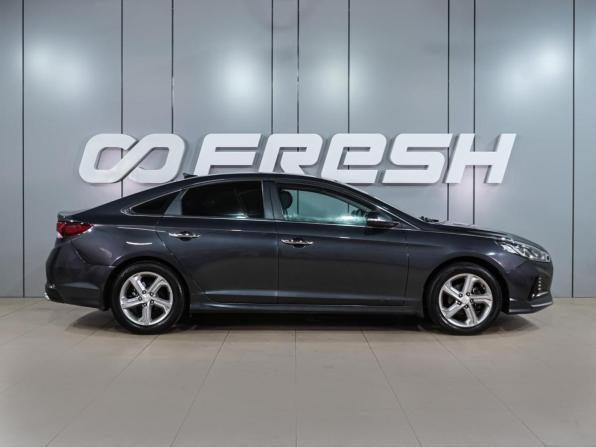 Hyundai Sonata VII (LF) Рестайлинг с пробегом 2018 года, цена 1 849 000 рублей, 84355 км, седан, Автокод Объявления
