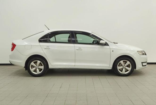 Skoda Rapid I с пробегом 2015 года, цена 829 500 рублей, 204724 км, лифтбек, Автокод Объявления