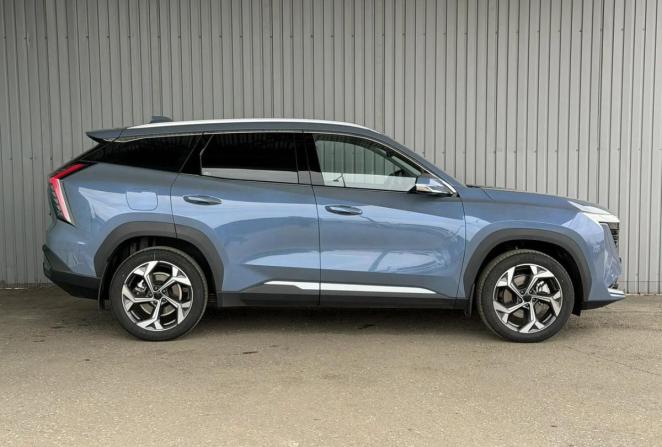 Geely Atlas II с пробегом 2024 года, цена 3 220 000 рублей, 11037 км, внедорожник, Автокод Объявления