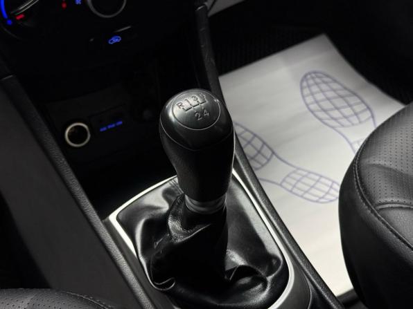 Hyundai Solaris I с пробегом 2011 года, цена 499 000 рублей, 274000 км, седан, Автокод Объявления