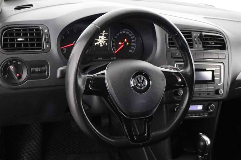Volkswagen Polo V Рестайлинг Санкт-Петербург  - изображение 8