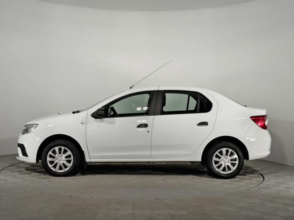 Renault Logan II Рестайлинг с пробегом 2018 года, цена 1 045 000 рублей, 65000 км, седан, Автокод Объявления