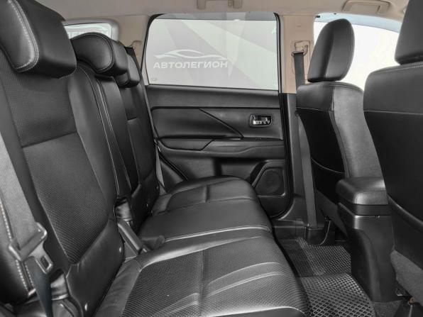 Mitsubishi Outlander III Рестайлинг 2 с пробегом 2016 года, цена 2 480 000 рублей, 71100 км, внедорожник, Автокод Объявления