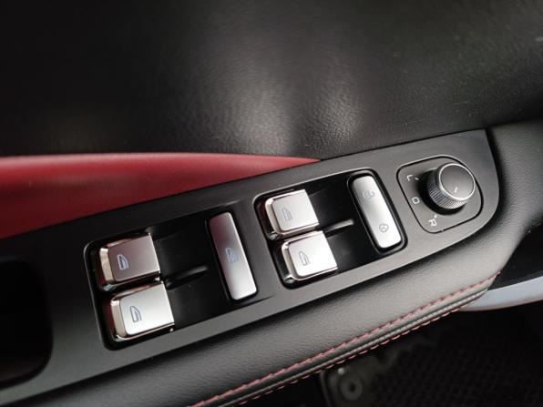 Geely Coolray I с пробегом 2024 года, цена 1 790 000 рублей, 52485 км, внедорожник, Автокод Объявления