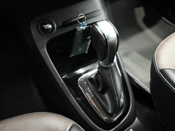 Renault Kaptur I с пробегом 2019 года, цена 1 860 000 рублей, 45796 км, внедорожник, Автокод Объявления