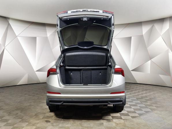 Skoda Rapid II с пробегом 2022 года, цена 1 861 000 рублей, 60838 км, лифтбек, Автокод Объявления