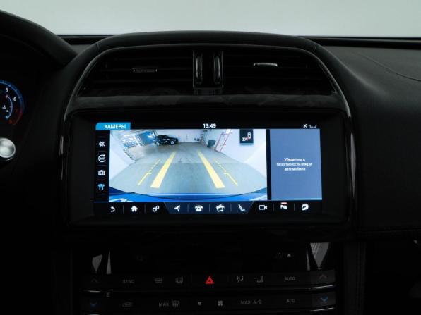 Jaguar F-Pace I с пробегом 2016 года, цена 2 497 055 рублей, 87273 км, внедорожник, Автокод Объявления