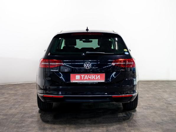 Volkswagen Passat B8 с пробегом 2017 года, цена 1 690 000 рублей, 162850 км, универсал, Автокод Объявления
