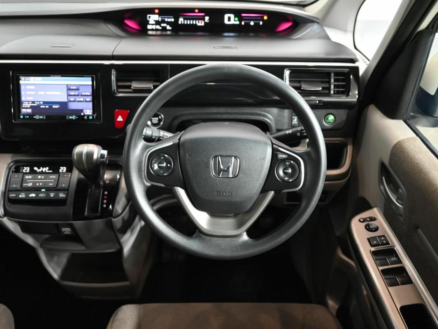 Honda Stepwgn V Екатеринбург  - изображение 12