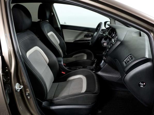 Kia Ceed II с пробегом 2012 года, цена 825 000 рублей, 252066 км, хэтчбек, Автокод Объявления