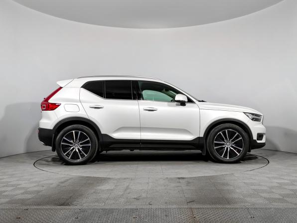 Volvo XC40 I с пробегом 2018 года, цена 2 650 000 рублей, 140931 км, внедорожник, Автокод Объявления