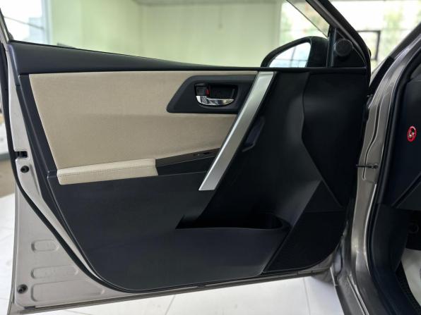 Toyota Auris II с пробегом 2013 года, цена 890 000 рублей, 223332 км, хэтчбек, Автокод Объявления