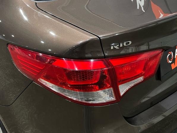 Kia Rio III Рестайлинг с пробегом 2015 года, цена 994 000 рублей, 173962 км, седан, Автокод Объявления