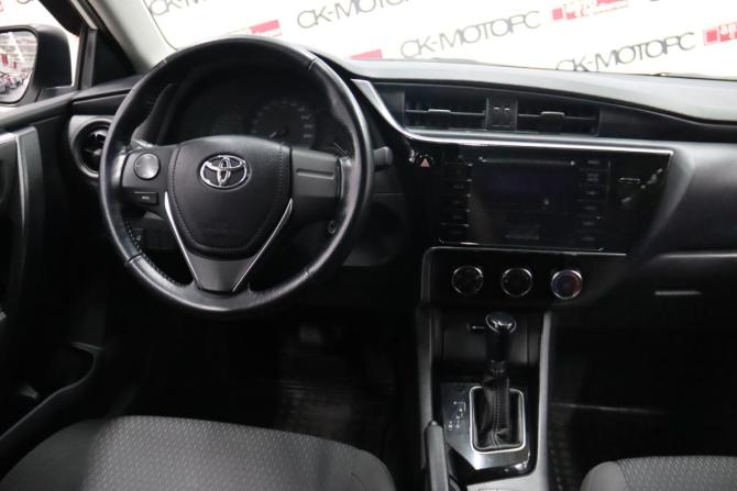 Toyota Corolla XI (E160 E170 E180) Рестайлинг 1 с пробегом 2017 года, цена 1 665 650 рублей, 114700 км, седан, Автокод Объявления