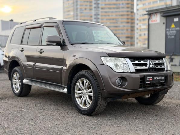 Mitsubishi Pajero IV Рестайлинг 1 с пробегом 2011 года, цена 1 495 000 рублей, 295200 км, внедорожник, Автокод Объявления