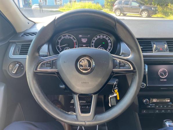 Skoda Rapid I Рестайлинг с пробегом 2018 года, цена 1 130 000 рублей, 178000 км, лифтбек, Автокод Объявления