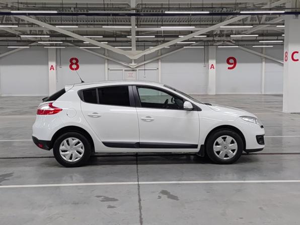 Renault Megane III Рестайлинг с пробегом 2014 года, цена 729 000 рублей, 138463 км, хэтчбек, Автокод Объявления