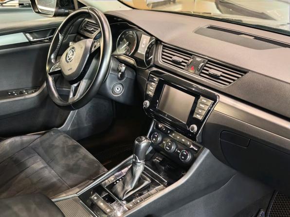 Skoda Superb III с пробегом 2015 года, цена 1 313 000 рублей, 347090 км, лифтбек, Автокод Объявления