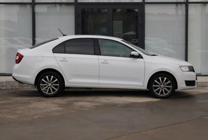 Skoda Rapid I Рестайлинг с пробегом 2019 года, цена 1 250 000 рублей, 133088 км, лифтбек, Автокод Объявления