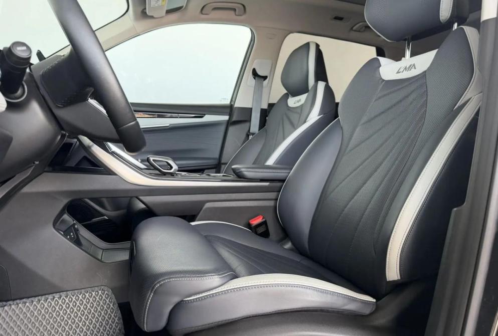 Geely Atlas II Киров  - изображение 18