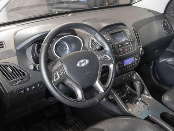 Hyundai ix35 I Рестайлинг с пробегом 2014 года, цена 1 409 800 рублей, 166900 км, внедорожник, Автокод Объявления