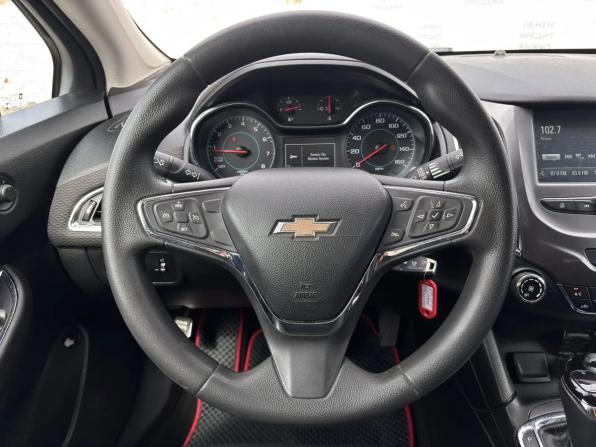 Chevrolet Cruze II с пробегом 2016 года, цена 840 000 рублей, 247802 км, седан, Автокод Объявления