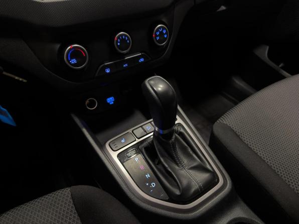 Hyundai Creta I с пробегом 2019 года, цена 1 399 000 рублей, 145000 км, внедорожник, Автокод Объявления