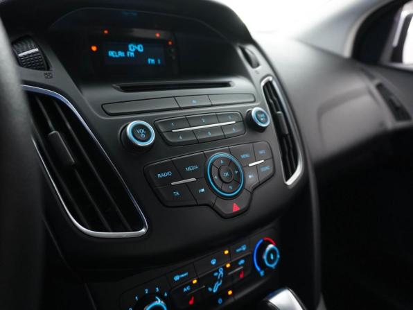 Ford Focus III Рестайлинг с пробегом 2016 года, цена 919 700 рублей, 127725 км, универсал, Автокод Объявления