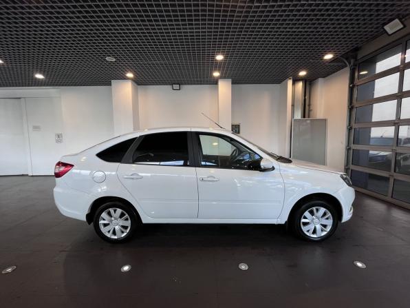 Lada (ВАЗ) Granta I Рестайлинг с пробегом 2023 года, цена 879 000 рублей, 64836 км, лифтбек, Автокод Объявления