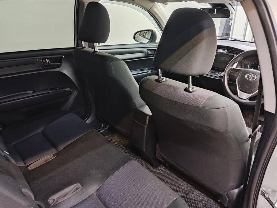 Toyota Corolla XI (E160 E170) Рестайлинг 2 Барнаул  - изображение 24