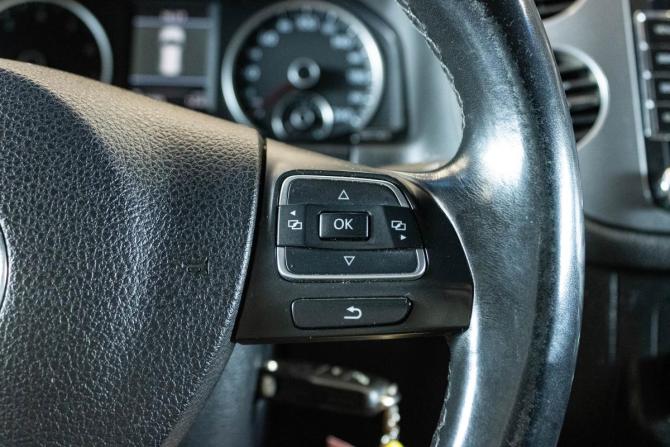 Volkswagen Tiguan I Рестайлинг с пробегом 2012 года, цена 1 419 000 рублей, 184099 км, внедорожник, Автокод Объявления