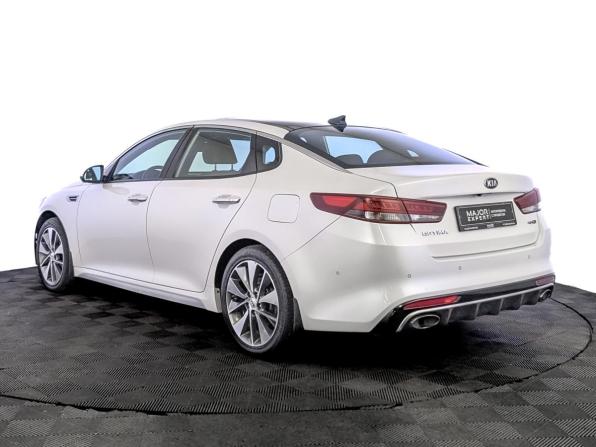 Kia Optima IV Рестайлинг с пробегом 2018 года, цена 1 900 000 рублей, 152000 км, седан, Автокод Объявления