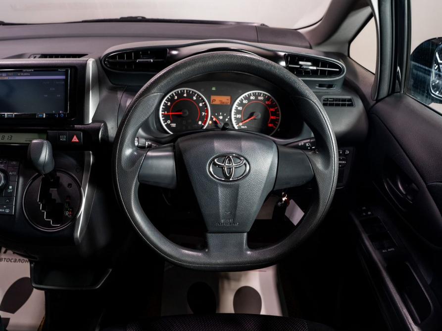 Toyota Wish II Рестайлинг Чита  - изображение 9